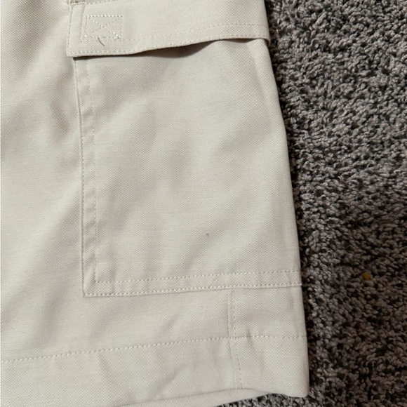 Savane Men's Cream Cargo khaki Shorts Size 44 - Picture 5 of 9